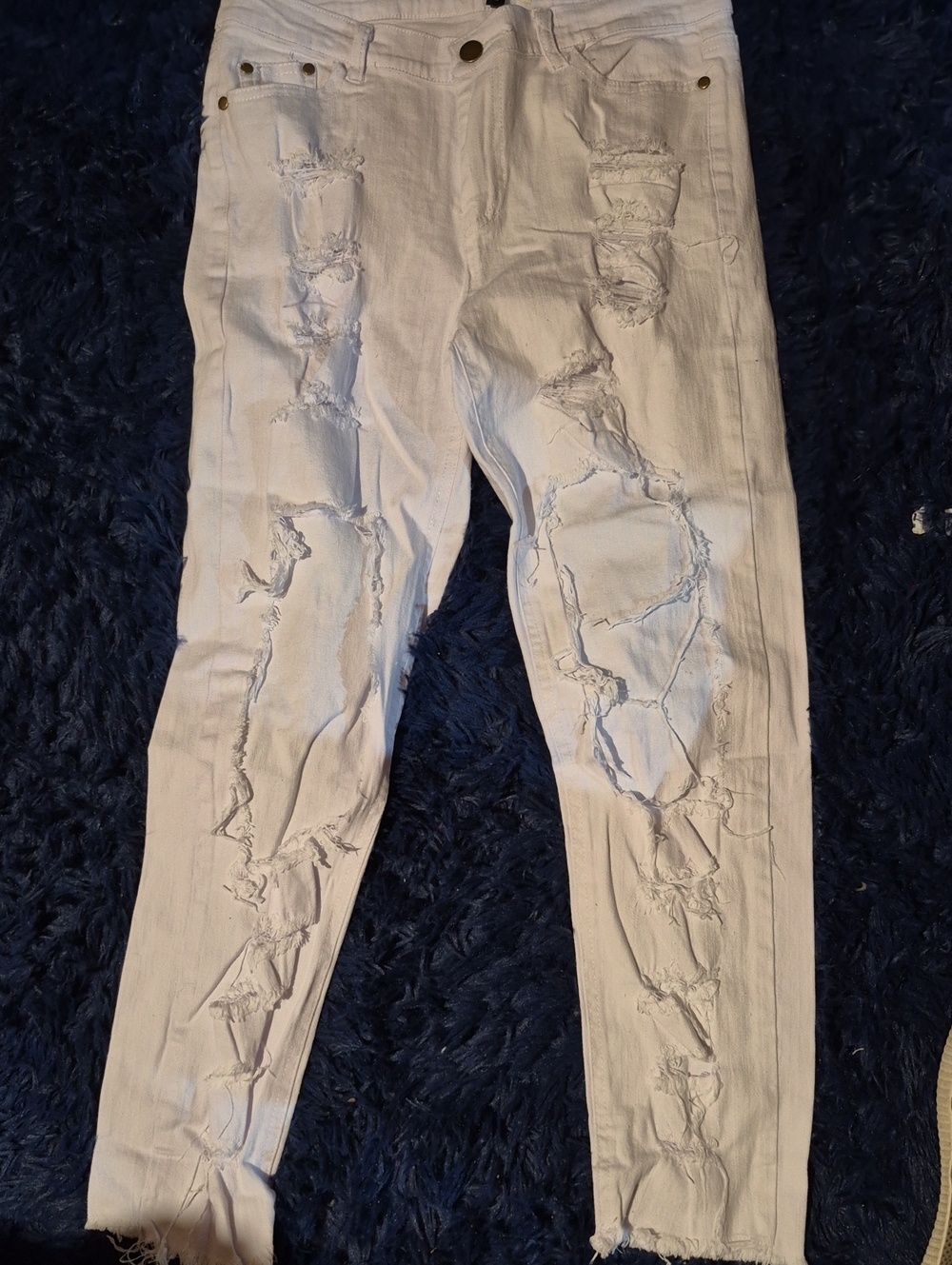 White Distressed Women's Jeans - Slim Fit